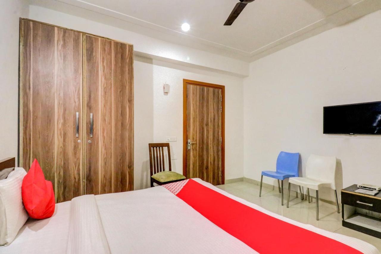فندق غورغاونفي  Oyo 71597 The Shivaay Residency المظهر الخارجي الصورة