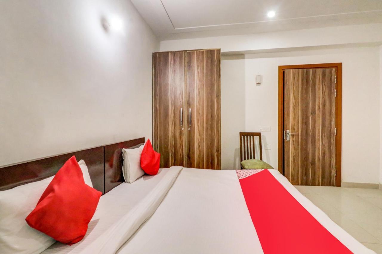 فندق غورغاونفي  Oyo 71597 The Shivaay Residency المظهر الخارجي الصورة