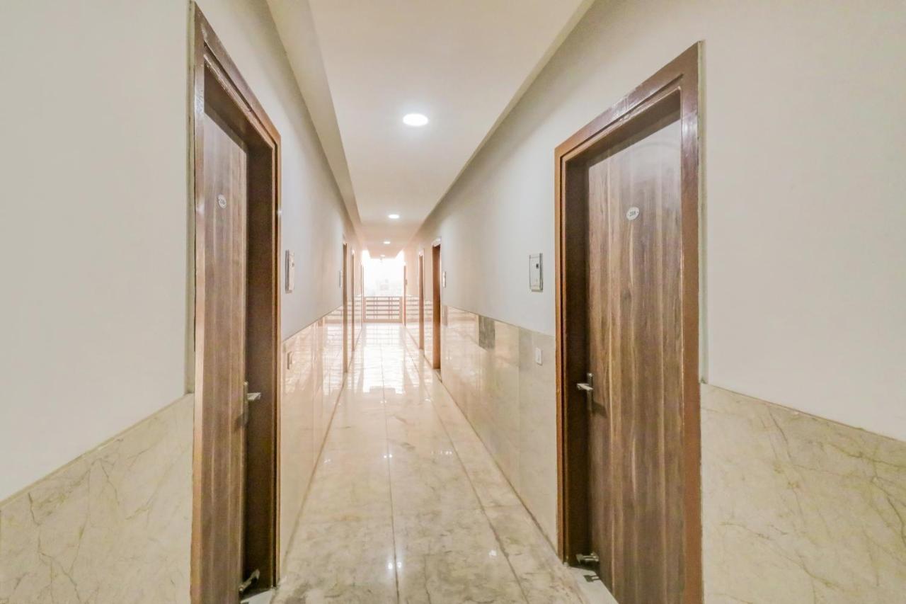 فندق غورغاونفي  Oyo 71597 The Shivaay Residency المظهر الخارجي الصورة